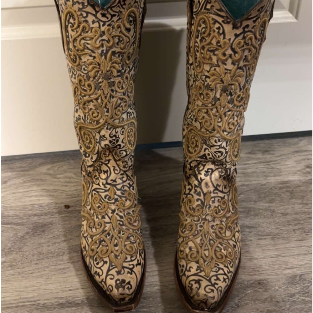 CORRAL BOOTS - A4149 BROWN FULL FLORAL EMBROIDERY